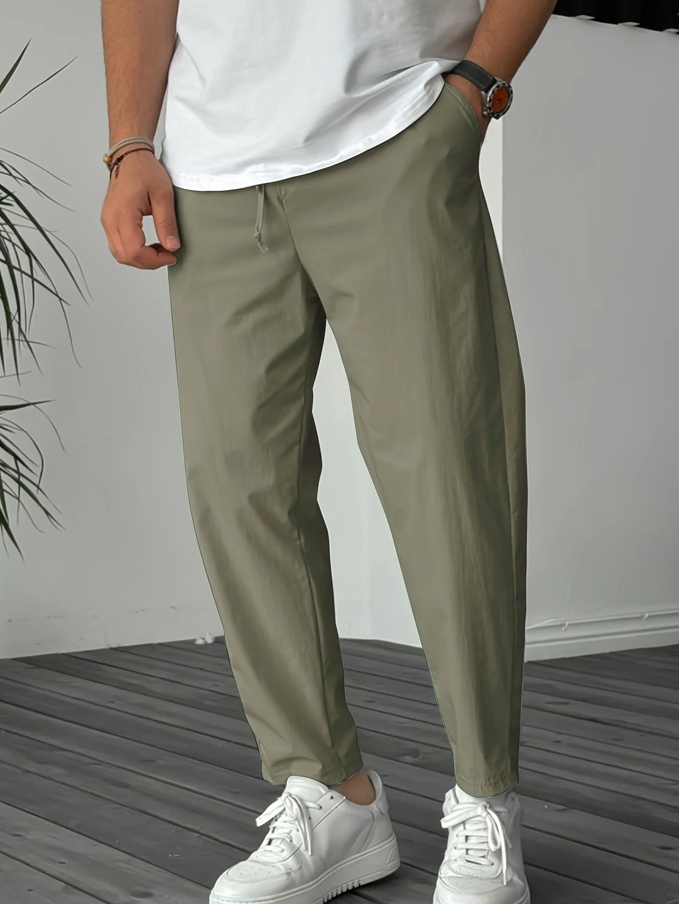 JULIAN | LIGHTWEIGHT SUMMER TROUSERS FOR MEN